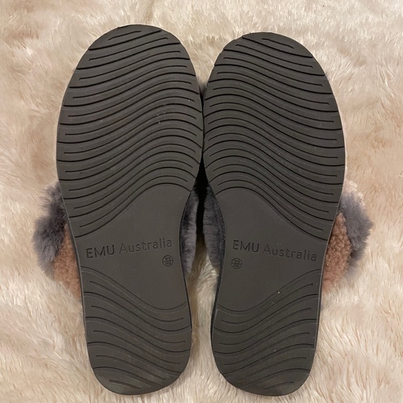 EMU AUSTRALIA FUFFY SLIPPERS - Picture 4 of 14